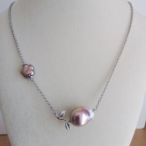 Elegant Freshwater Baroque Pearl Flower Necklace